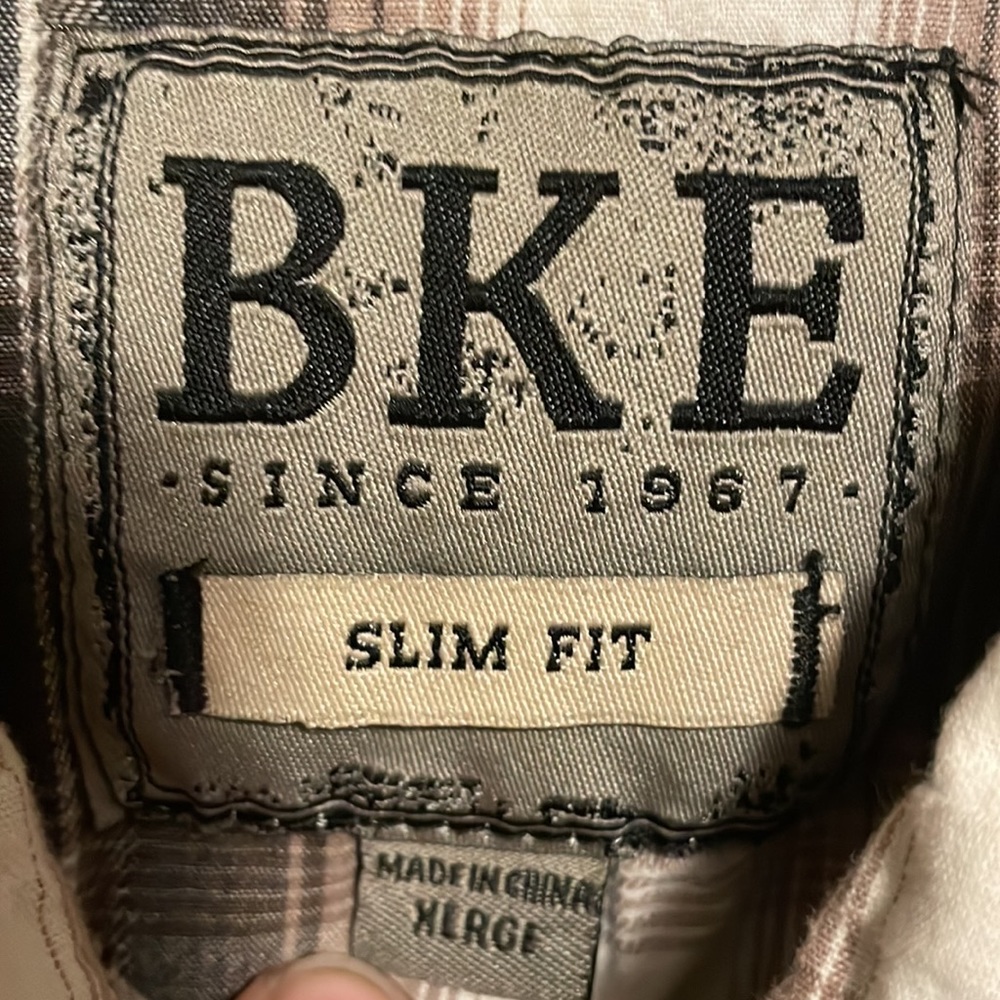 Buckle Brown Plaid Snap Button Shirt Sz XL Slim Fit - Picture 3 of 5